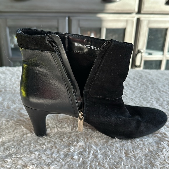 Bandolino Women’s Black Bootie - Picture 4 of 7
